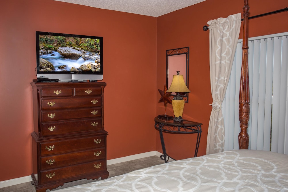Condo, Multiple Beds (Whispering Pines 223)