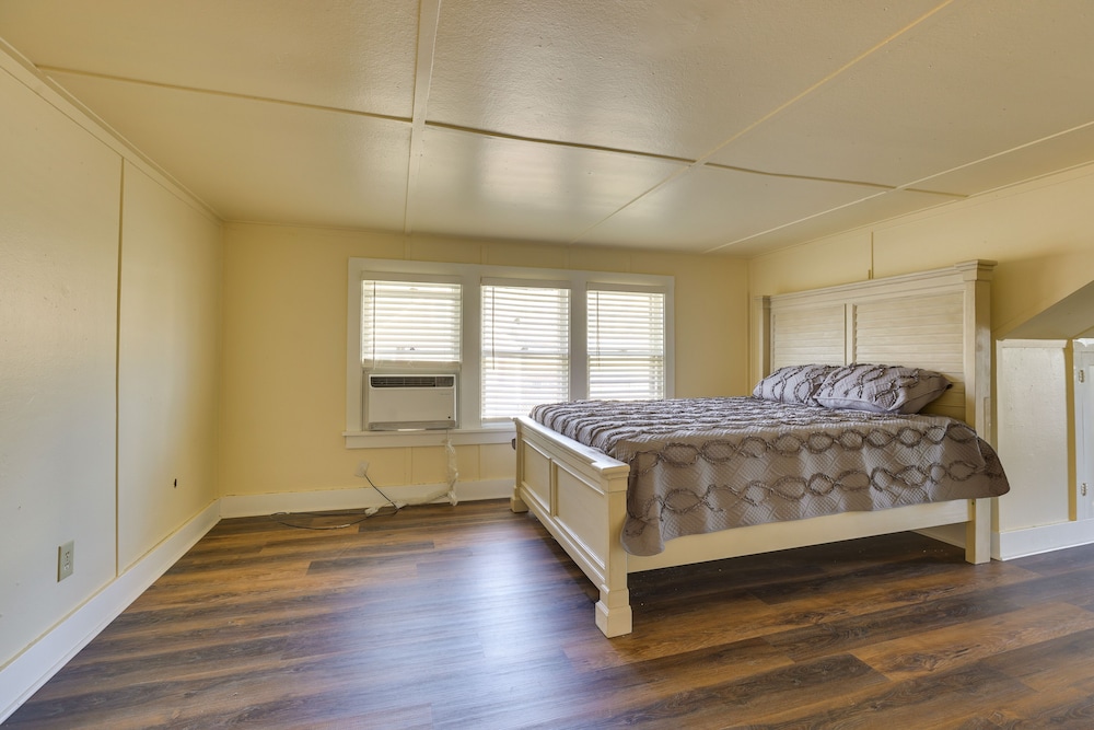 House (2 Bedrooms) photo 1