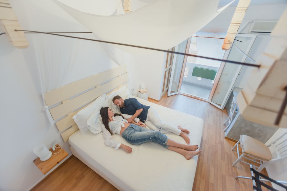Standard Room - Photo 1