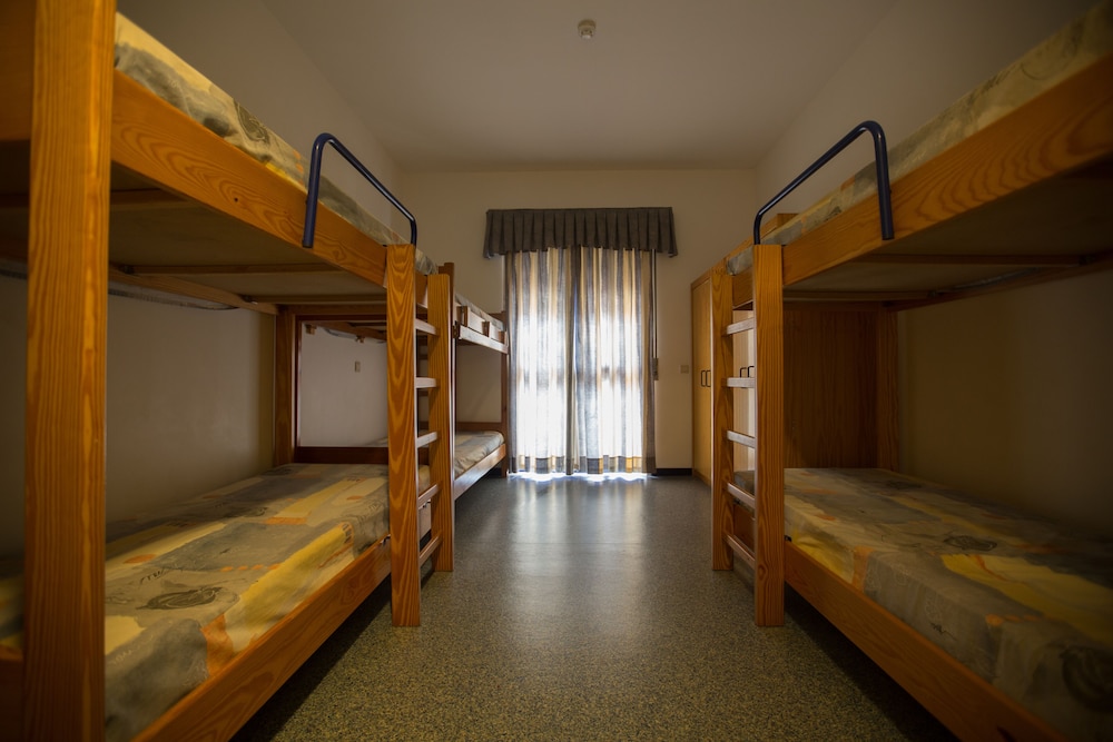 Shared Dormitory, Women only, Shared Bathroom (6 Beds) photo 1