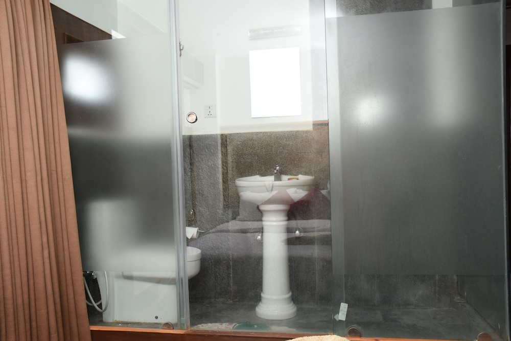 Deluxe Double Room, Smoking, Mountain View photo 2