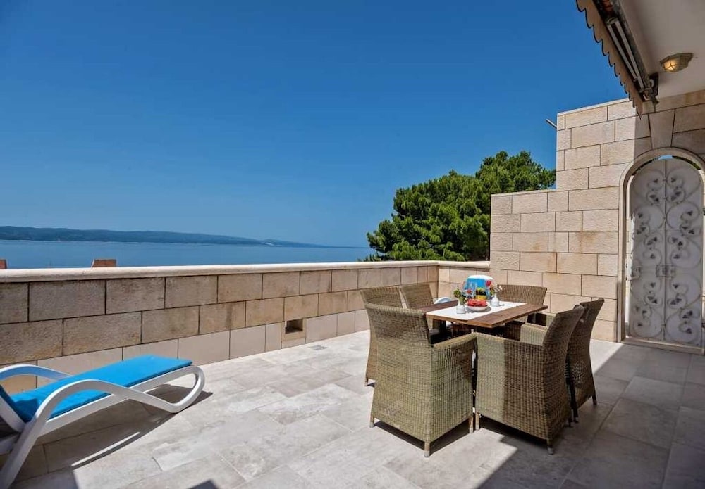 Apartment (Draga - 10 m from sea - A2(2+2)) photo 1