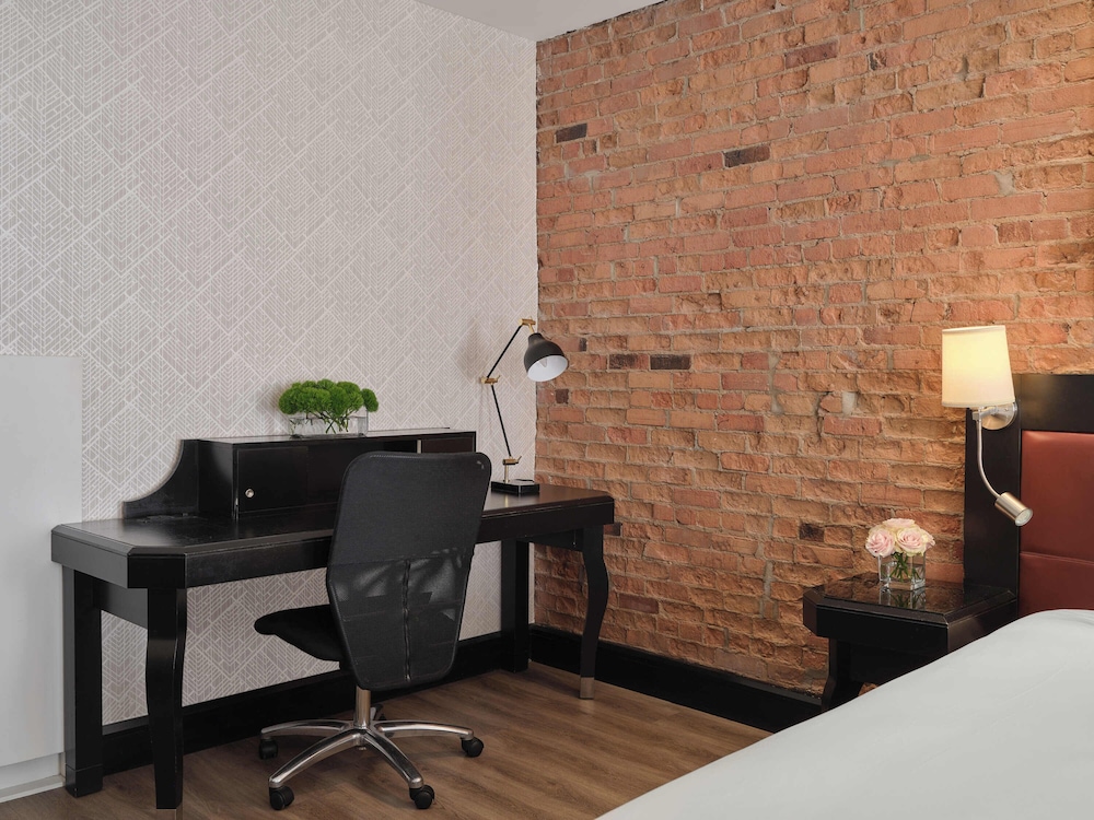 Superior Room, 1 King Bed