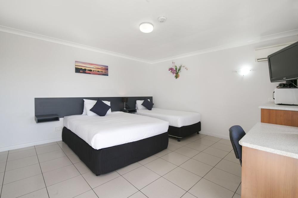 Standard Studio, Non Smoking, Kitchenette (Twin Share) photo 2