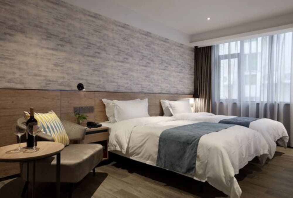 Deluxe Twin Room - Photo 4