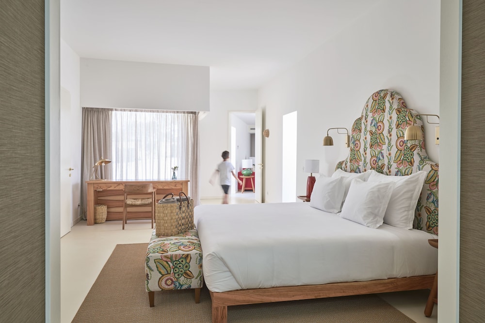 Two Bedroom Suite w/ Garden and Plunge Pool - Photo 3