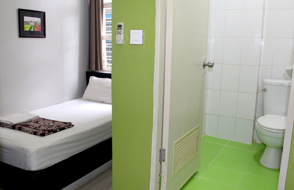 Single Room photo 1