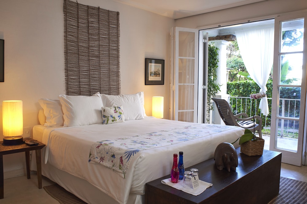 Deluxe Room, 1 King Bed, Balcony, Garden View (Serenity)