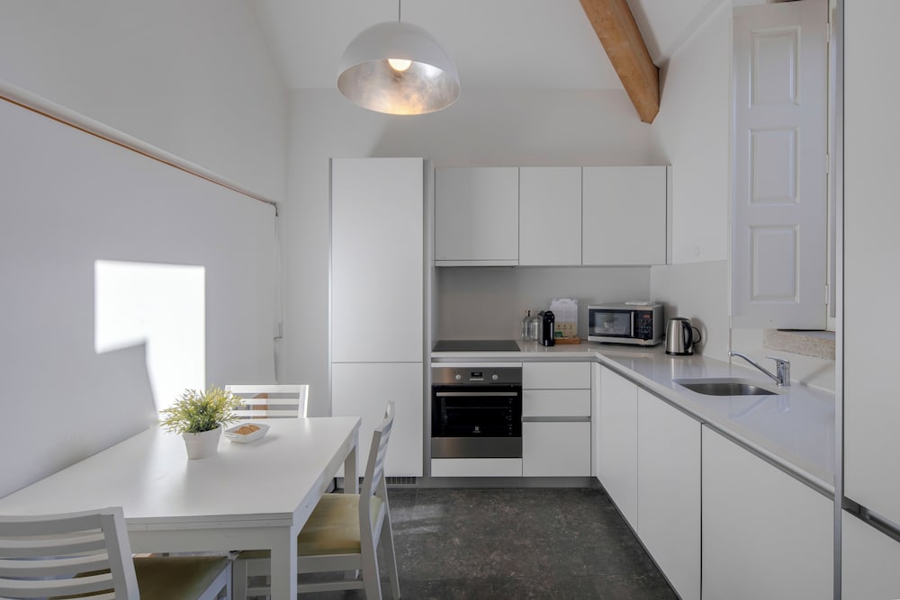 Deluxe Apartment, 1 Bedroom thumbnail 5