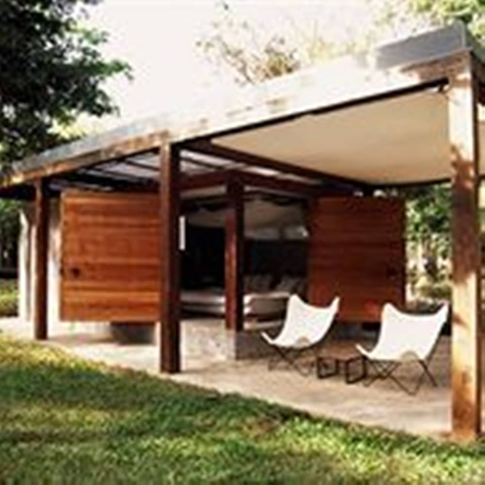 Deluxe Cabana with Garden View Twin/Double photo 3