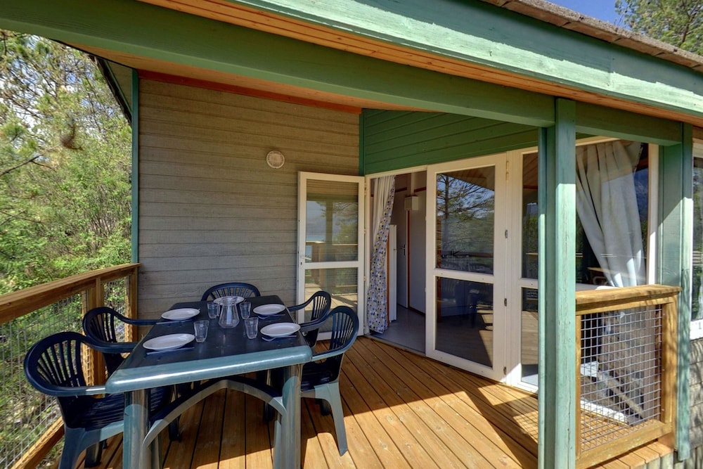 Chalet, 2 Bedrooms, Private Bathroom photo 2