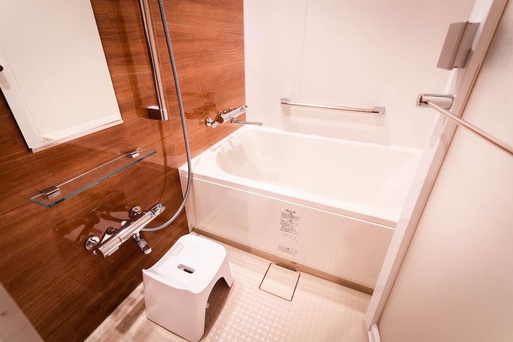 Standard Twin Room, 2 Bedrooms, Non Smoking, Oceanfront (On a High Floor) - Photo 9