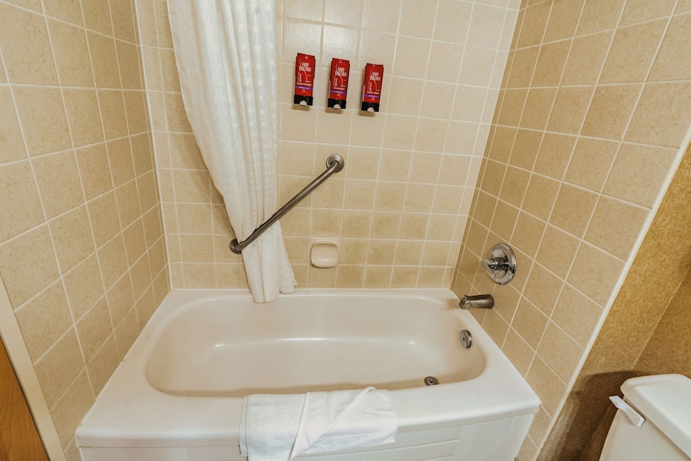 Suite, 2 Queen Beds, Non Smoking, Kitchenette - Photo 6