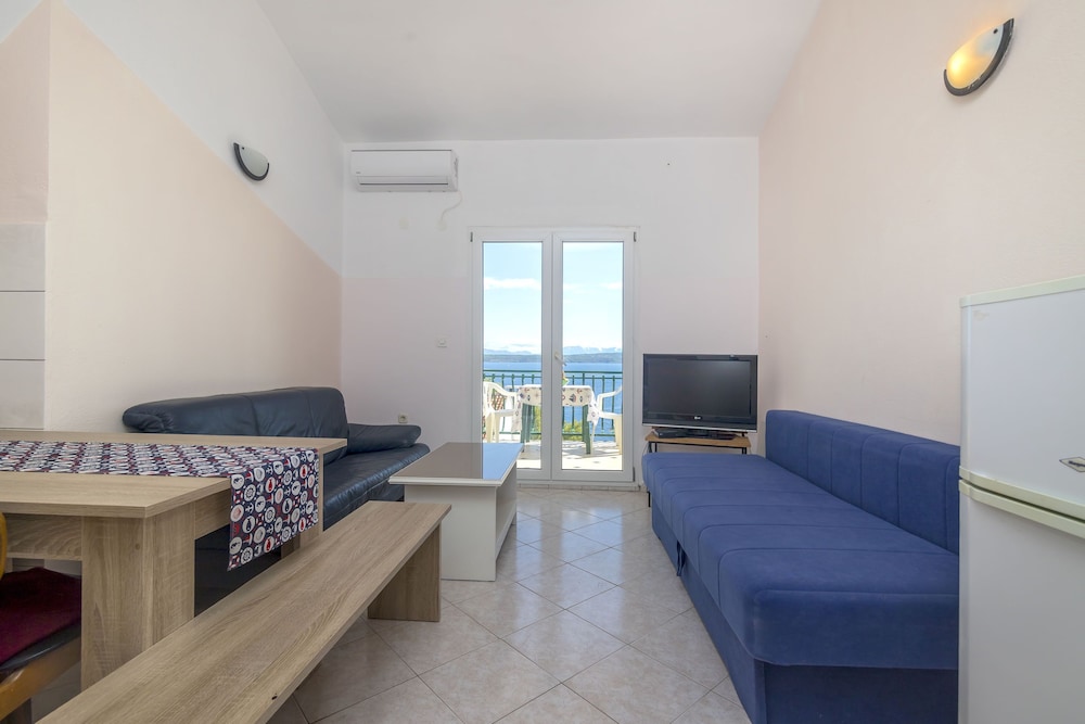 Apartment (A3)