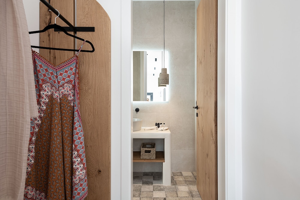 Provatas Smart Suite photo 3