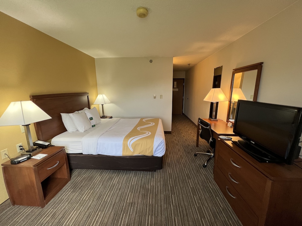 Room, 1 Queen Bed, Accessible, Non Smoking photo 2