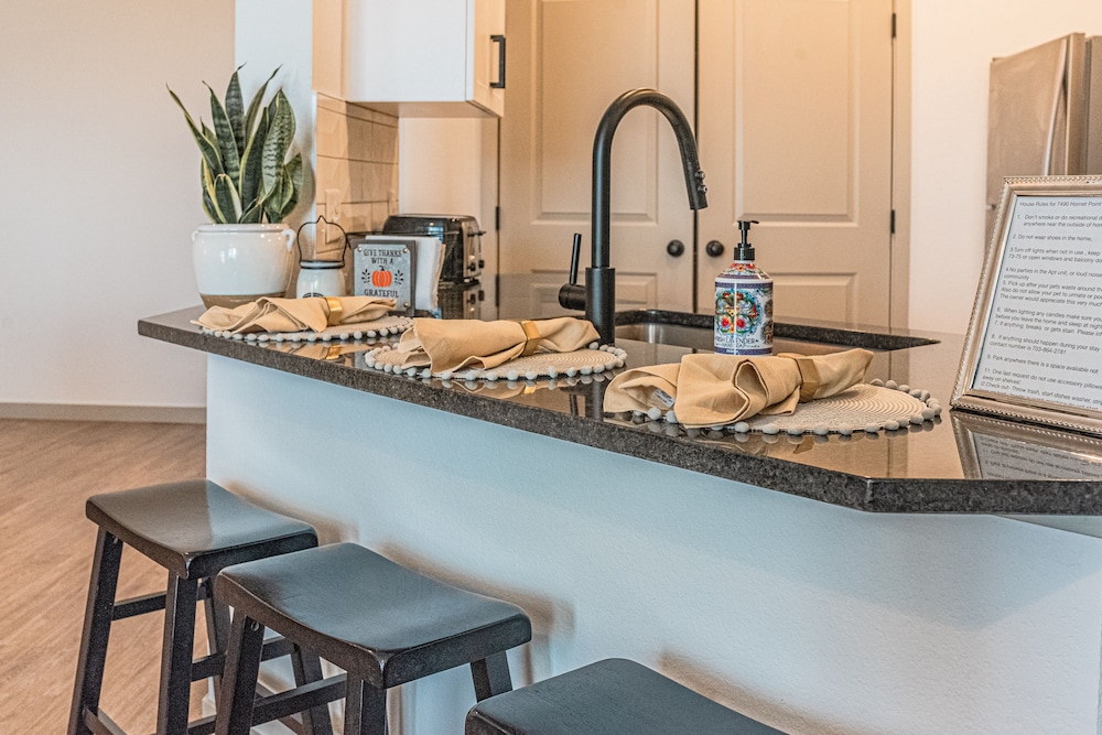 Luxury Apartment photo 3