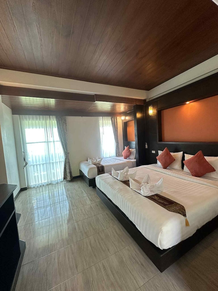 Deluxe Double Room with partial sea view 2rd floor photo 3