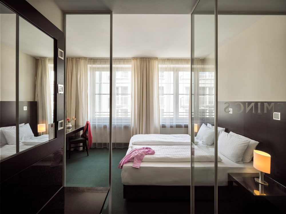 Superior Twin Room photo 1
