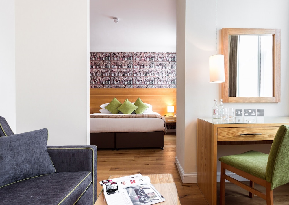 Enviable Double Room - Photo 2