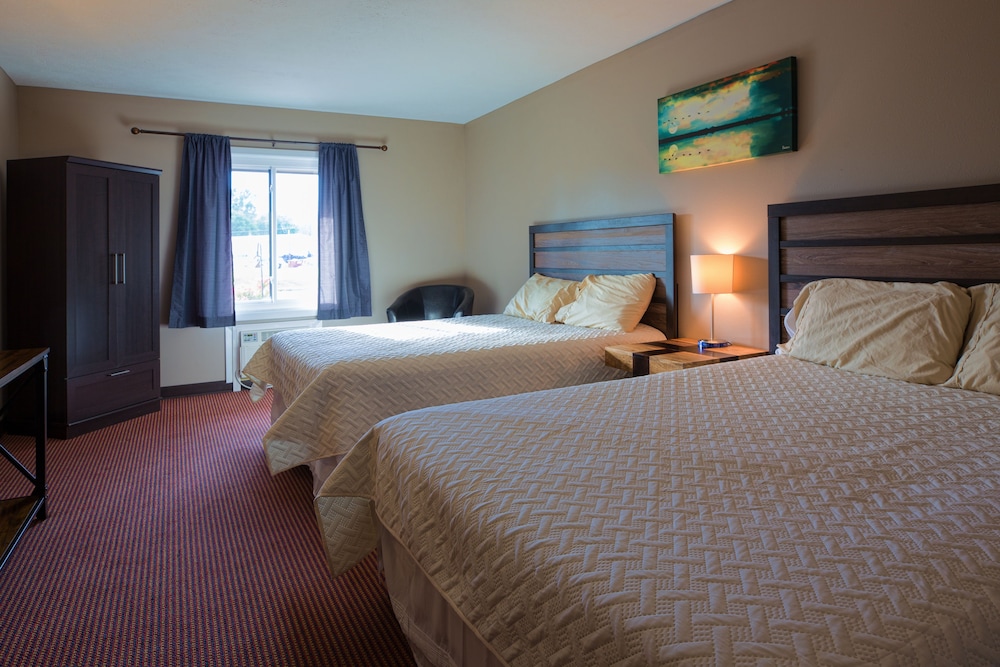 Standard Room, 2 Queen Beds, Non Smoking photo 1