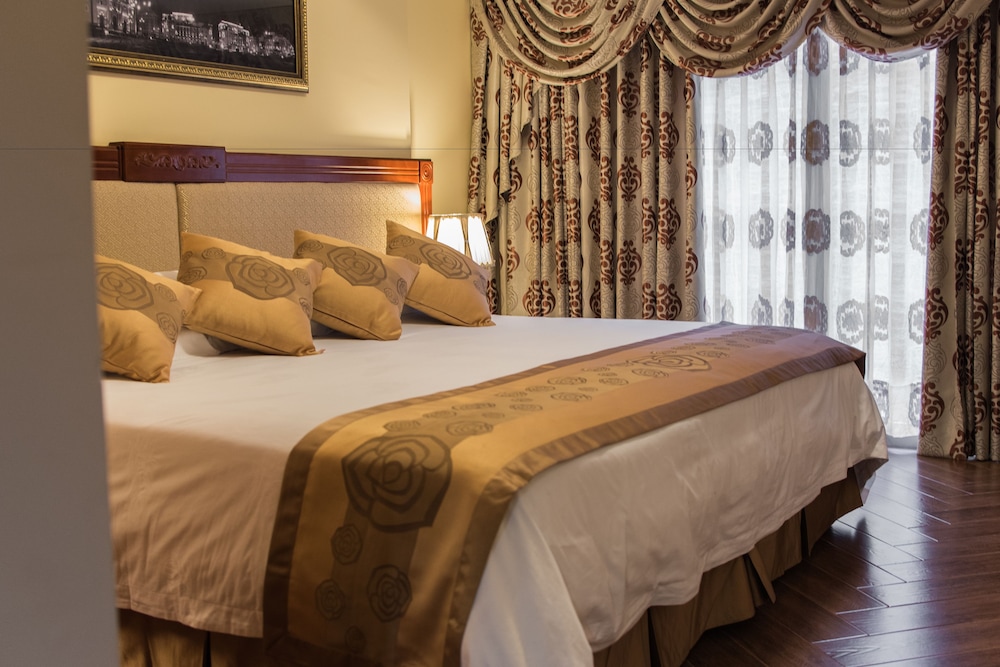 Double Room, 1 King Bed