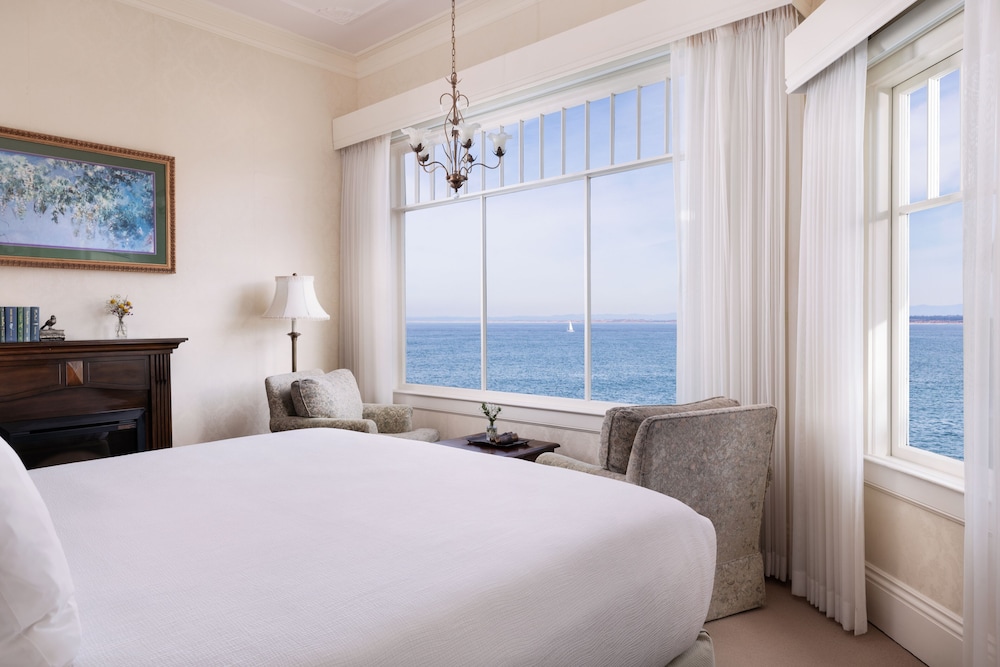 Premier Room, 1 King Bed, Sea View