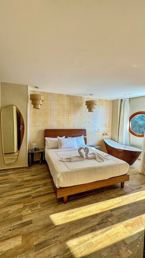 Junior Suite, Balcony, Mountain View