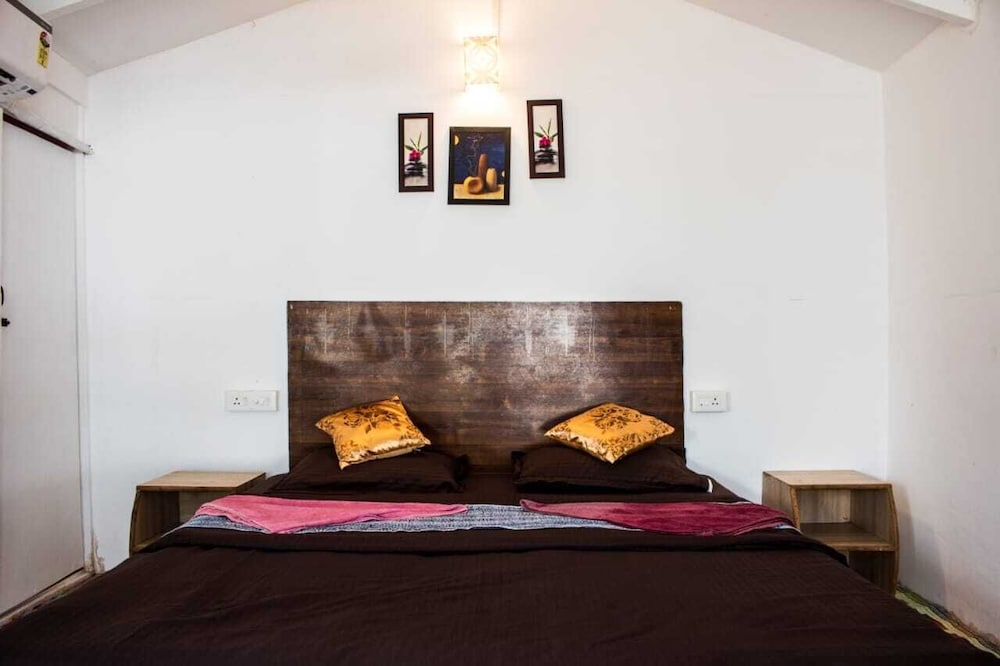 Standard Room photo 2