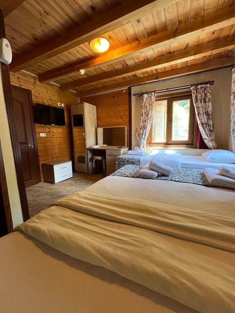 Triple Room, Mountain View photo 3