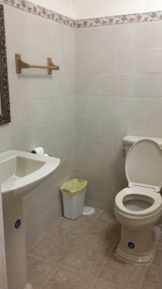 Classic Double or Twin Room, 2 Twin Beds, Non Smoking photo 3