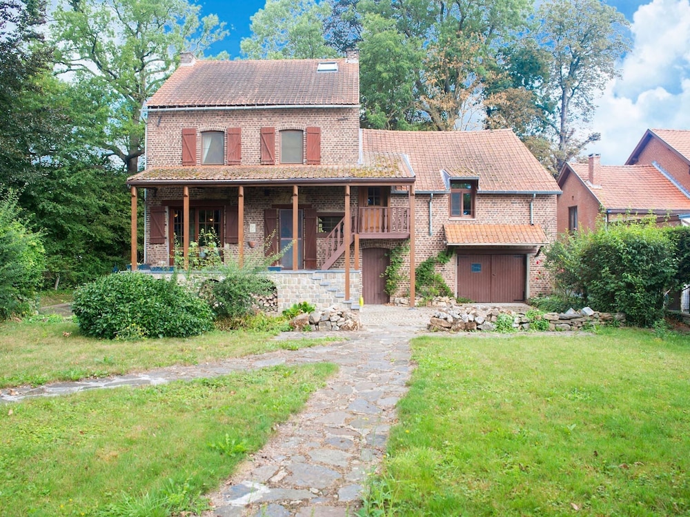 Villa photo 1