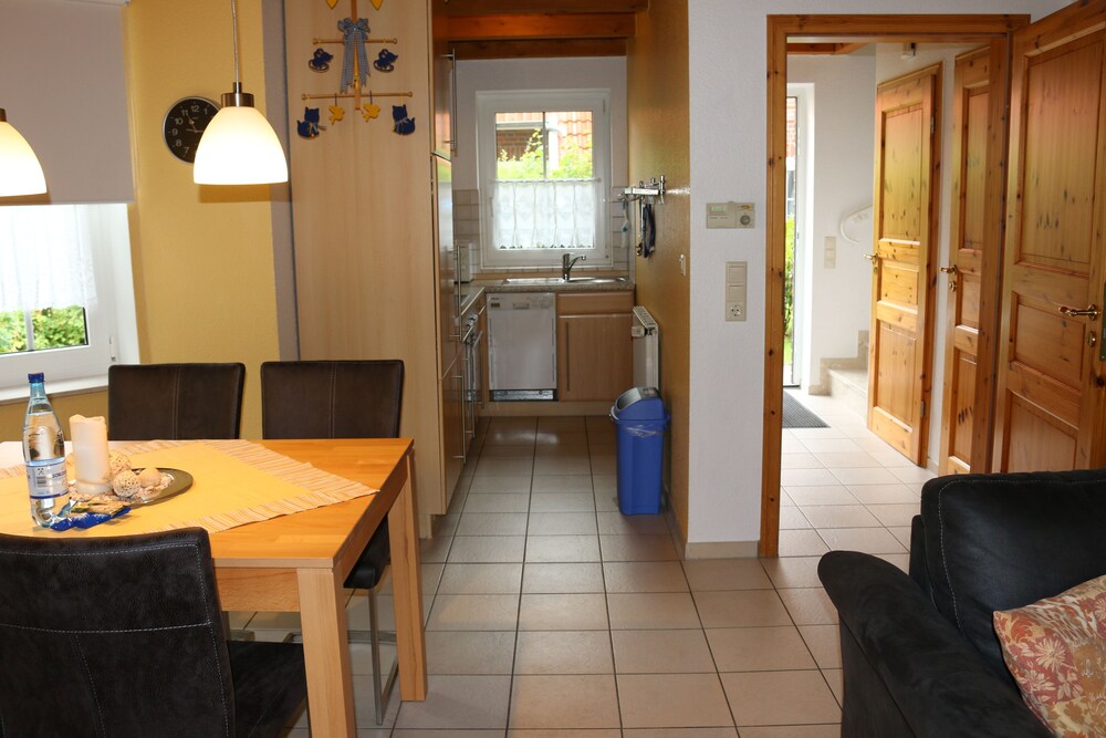 House (Zum Hallenbad 31) photo 2