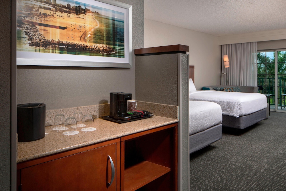 Family Room, Multiple Beds, Balcony - Photo 1
