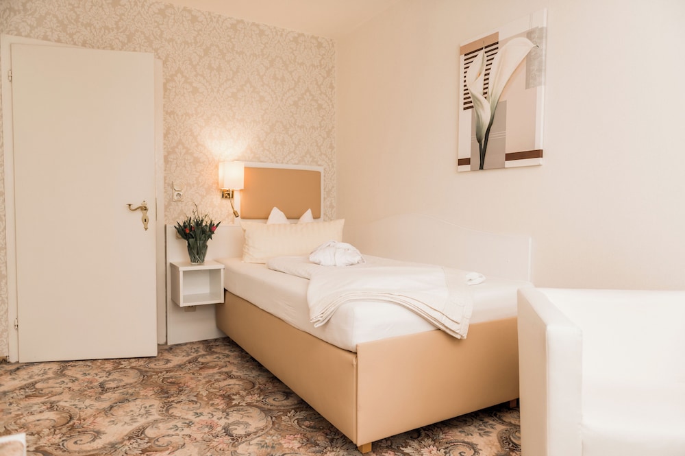 Standard Single Room photo 3