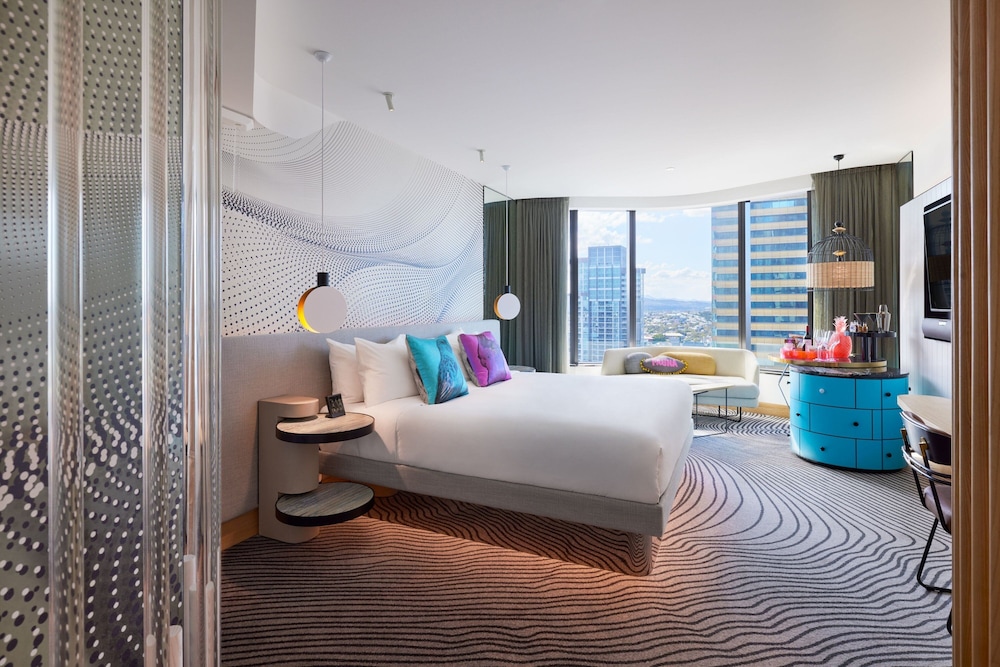 Deluxe Room, 1 King Bed, River View