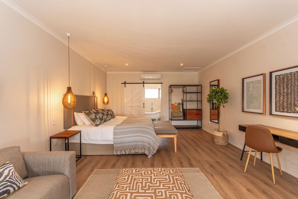 Luxury Room photo 2