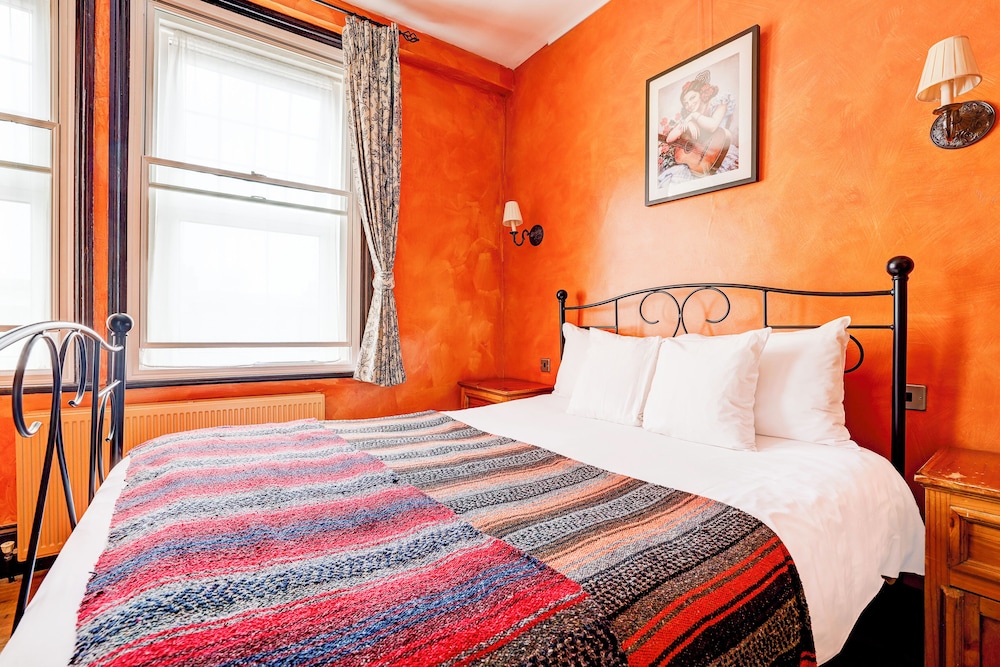 Deluxe Double King room photo 2