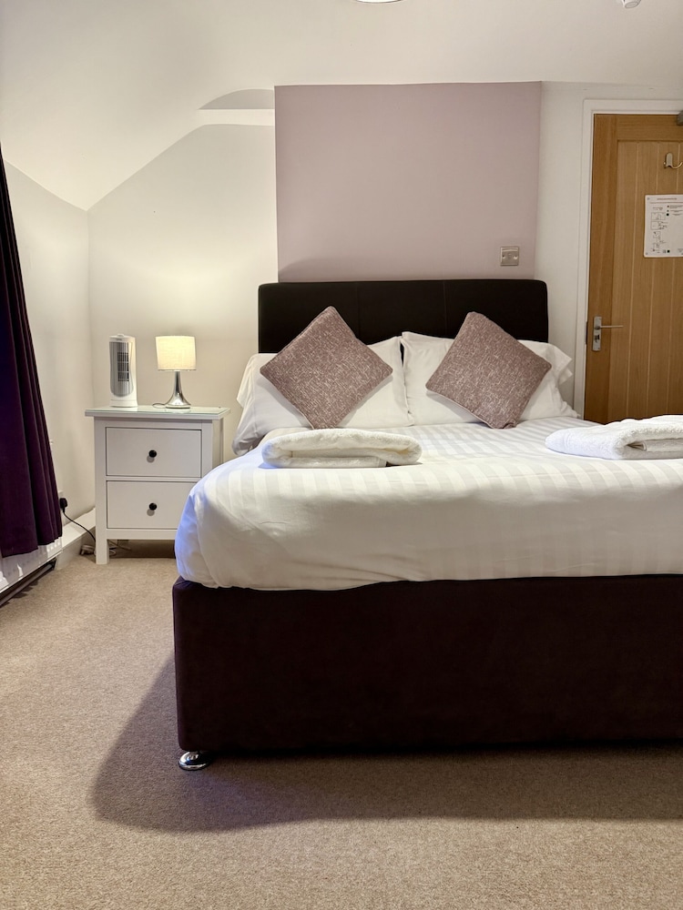 Classic Double Room, Ensuite