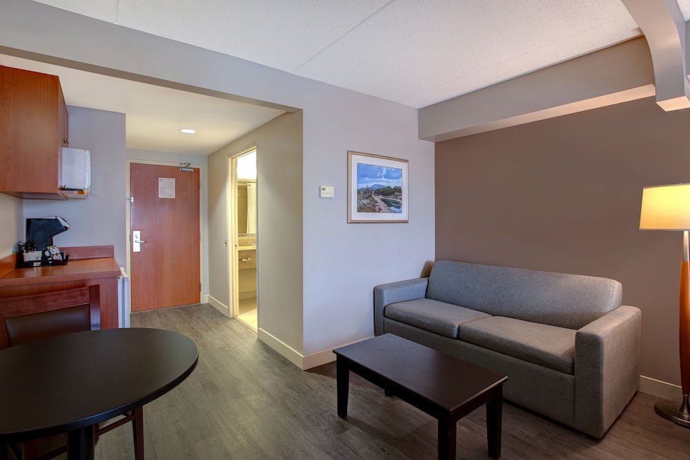 Room, 2 Queen Beds, Non Smoking (With Sofa Bed) photo 3