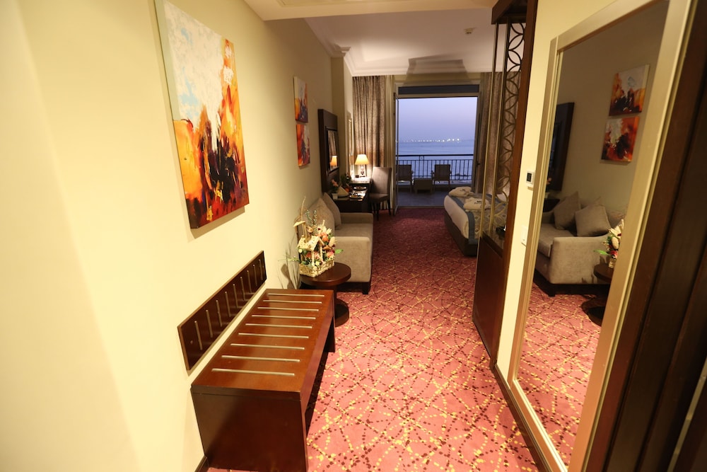 Standard Room, Lake View photo 3