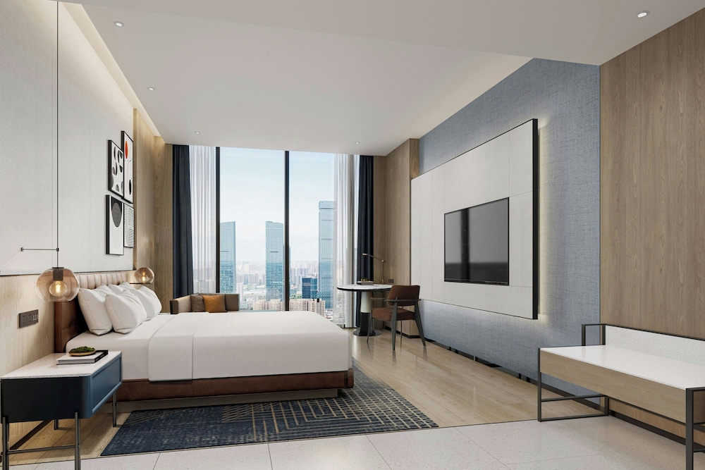 Superior Room, 1 King Bed