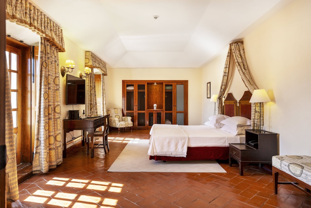 Suite - Photo 4