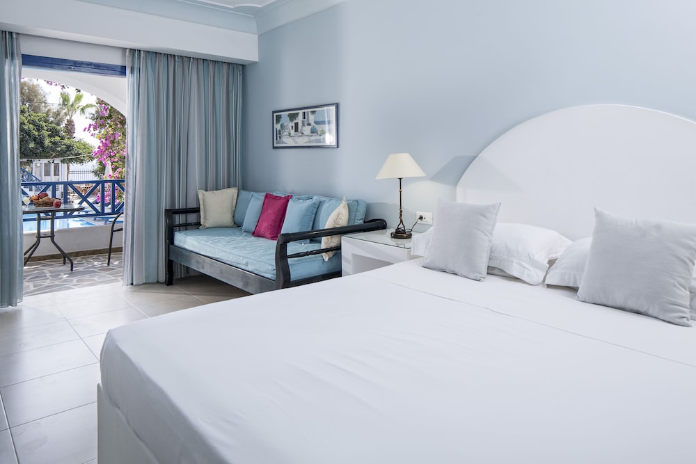 Superior Triple Room - Photo 16