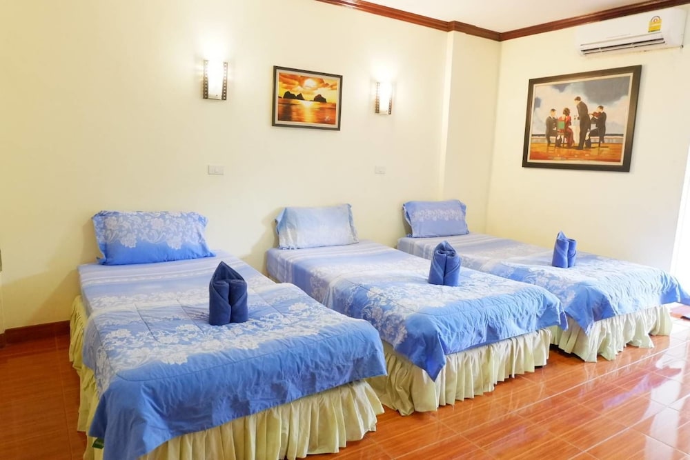 Triple Room with Air Condition photo 3