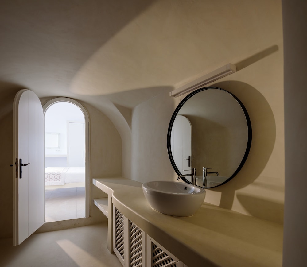 Deluxe Apartment (Outdoor Hot Tub) - Photo 13