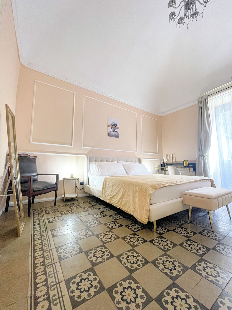 Deluxe Double or Twin Room, Balcony
