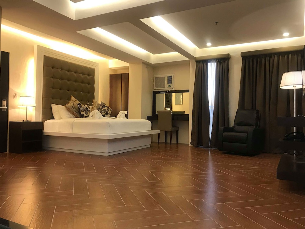 Presidential Suite photo 2