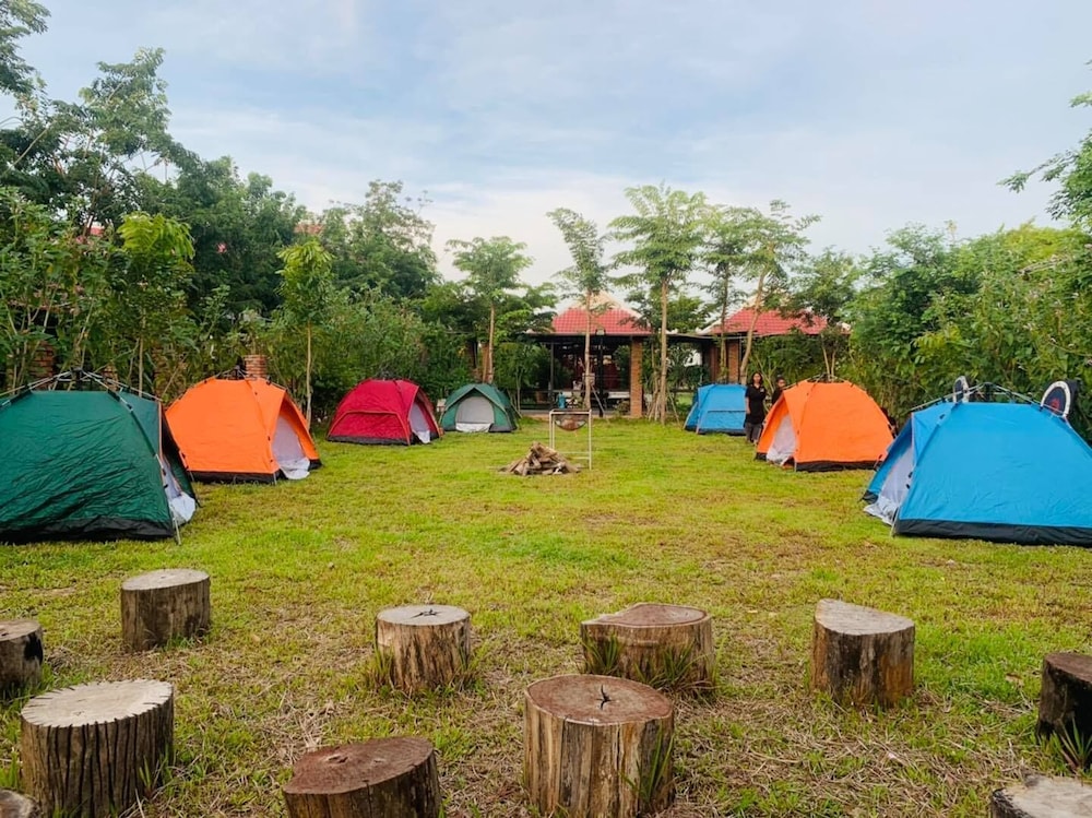 Basic Tent photo 1