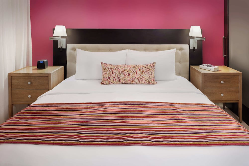 Luxury Penthouse, 2 Bedrooms, Oceanfront